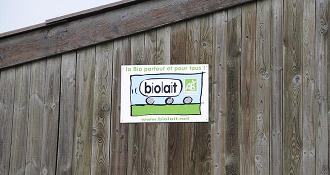 En 2013, la progression de la collecte laitière biologique tend à ralentir, conséquence de la baisse des conversions et du nombre croissant d’arrêts de la production de lait bio. © L. Theeten/Pixel image