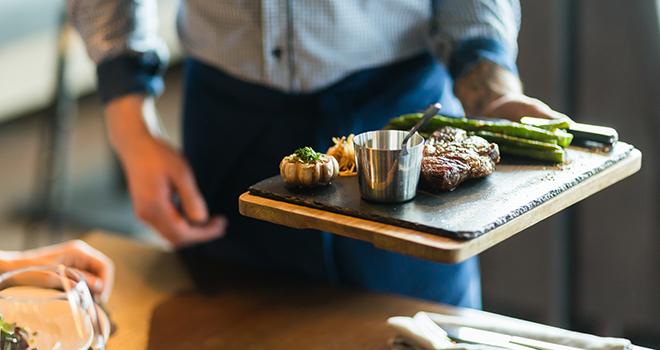 «Depuis plusieurs années, Interbev défend l’accès des consommateurs à une information claire et transparente sur les produits qu’ils consomment», indique Jean-François Guihard, président d’Interbev. © Alfa27/Adobe Stock «Depuis plusieurs années, Interbev défend l’accès des consommateurs à une information claire et transparente sur les produits qu’ils consomment», indique Jean-François Guihard, président d’Interbev. © Alfa27/Adobe Stock