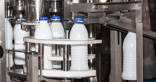Le lait conditionné est le principal produit fabriqué à partir du lait biologique. Photo: prescott09/Fotolia